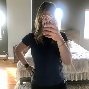 Navy blue Madewell crew neck t-shirt